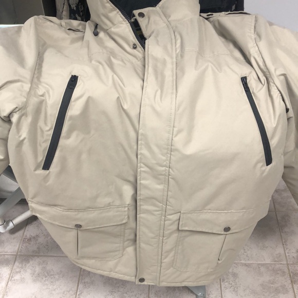Atlas for men insulated multi-pocket jacket - Picture 5 of 10